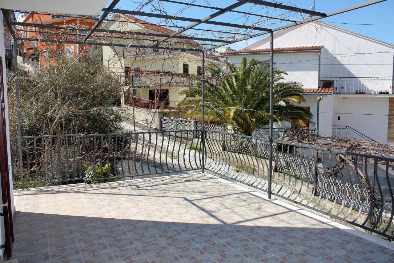 Apartments By The Sea Mastrinka, Ciovo - 4836 Trogir Exterior foto